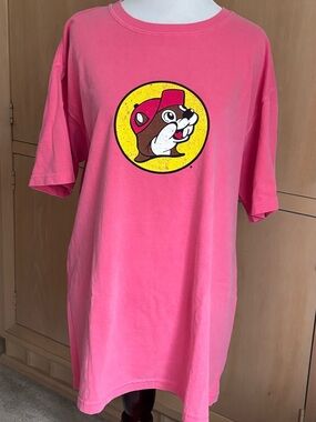Buc-ees Women’s Short Sleeve T-shirt • Size Large